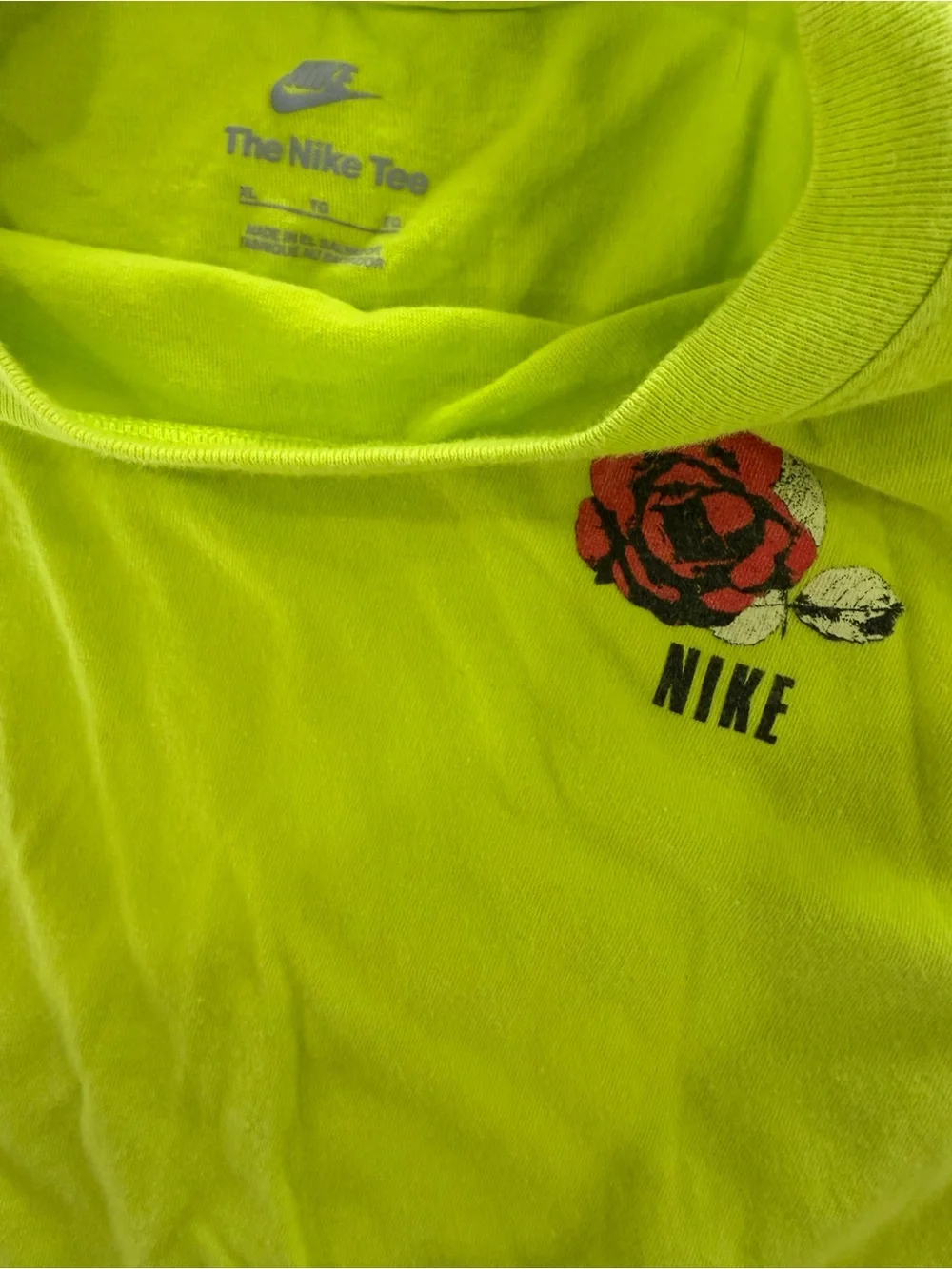 Nike left black casual
